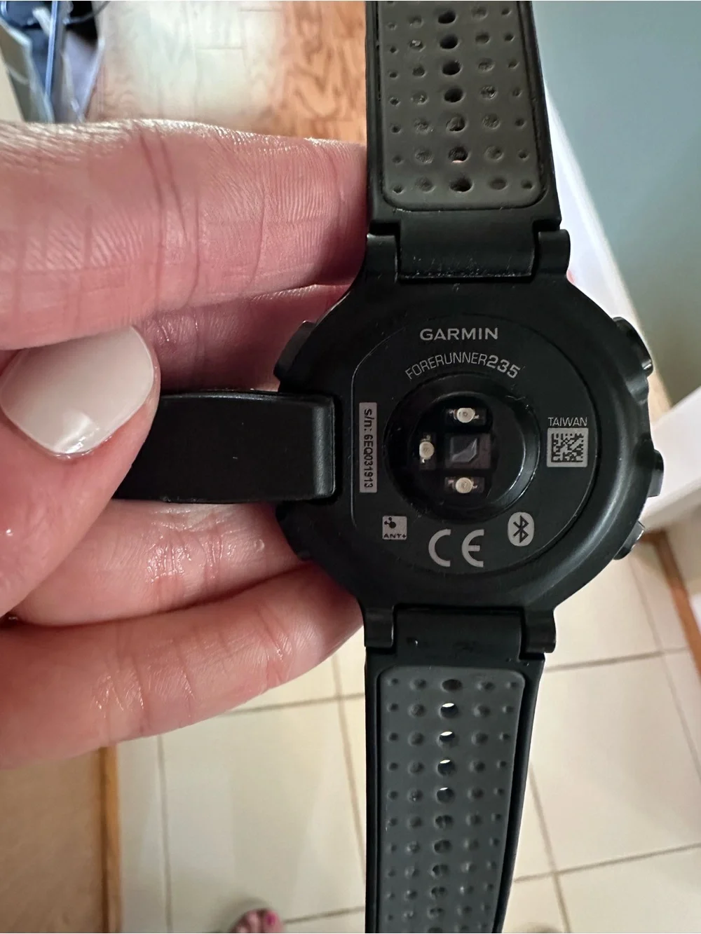 garmin black fitness smartwatch